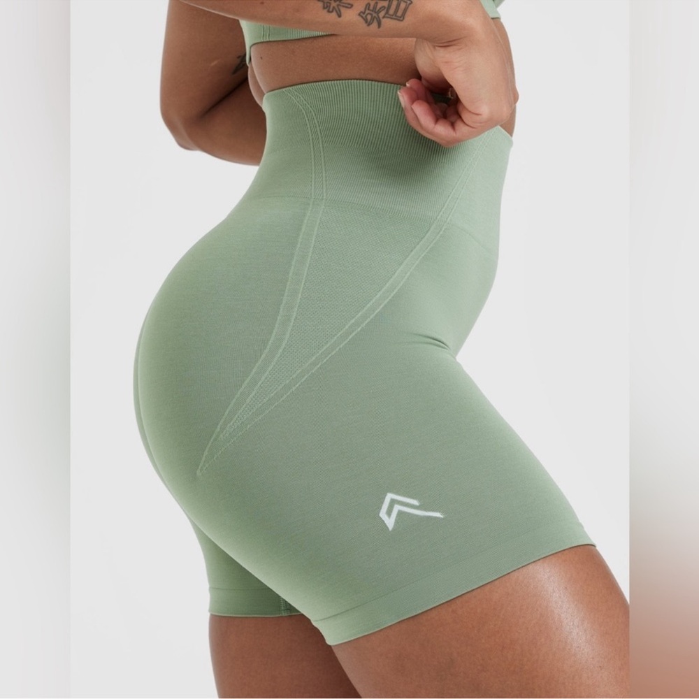 Oner Active Effortless Sage Shorts